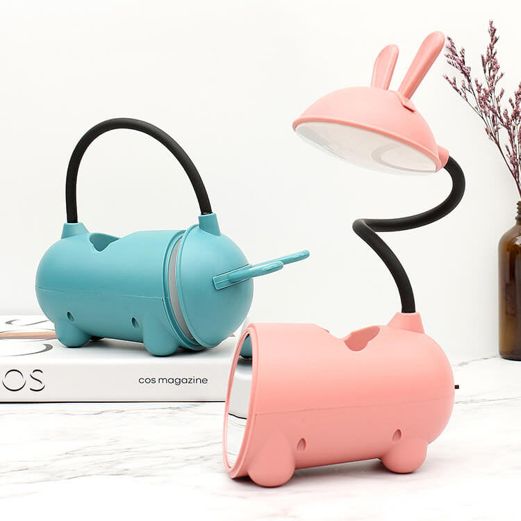 LumiFawn – Moderne LED-Lampe für den Schreibtisch mit USB-Aufladung