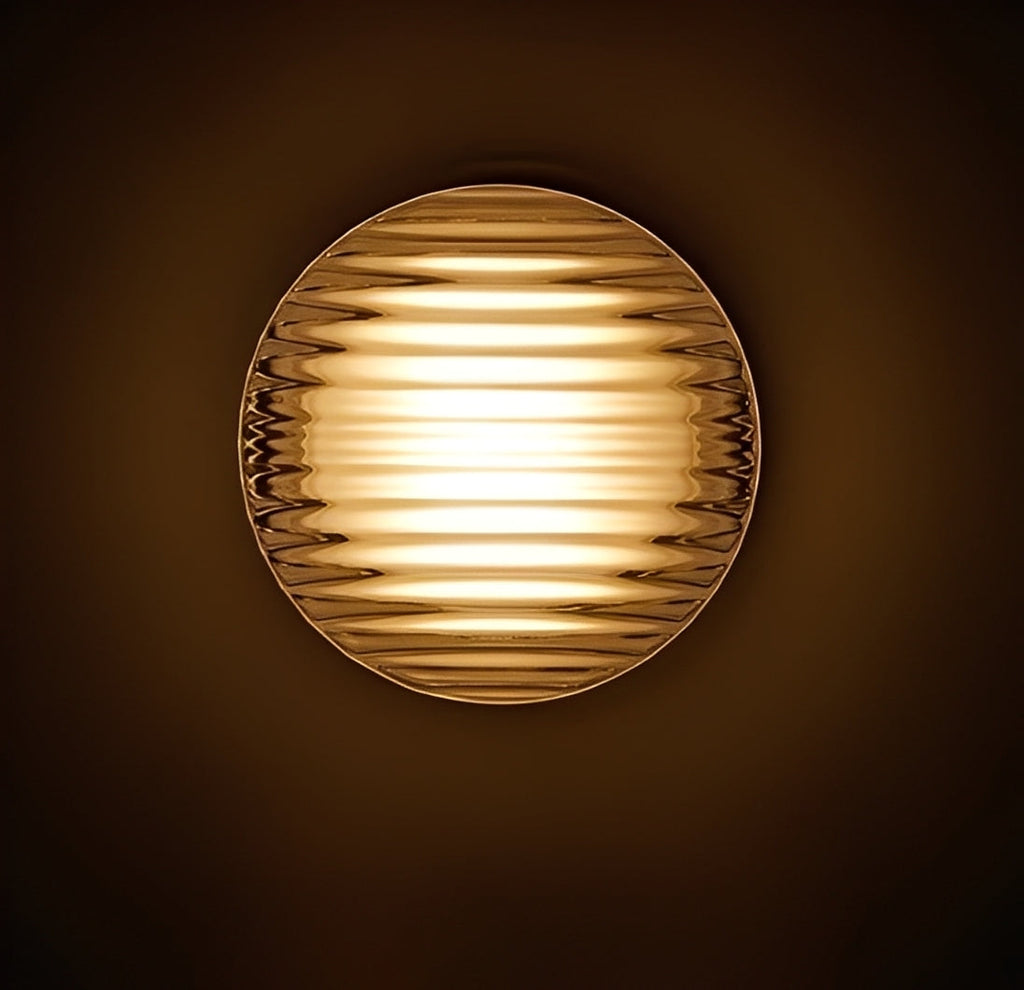 Kira – Skandinavische Wandlampe mit Wellenmuster