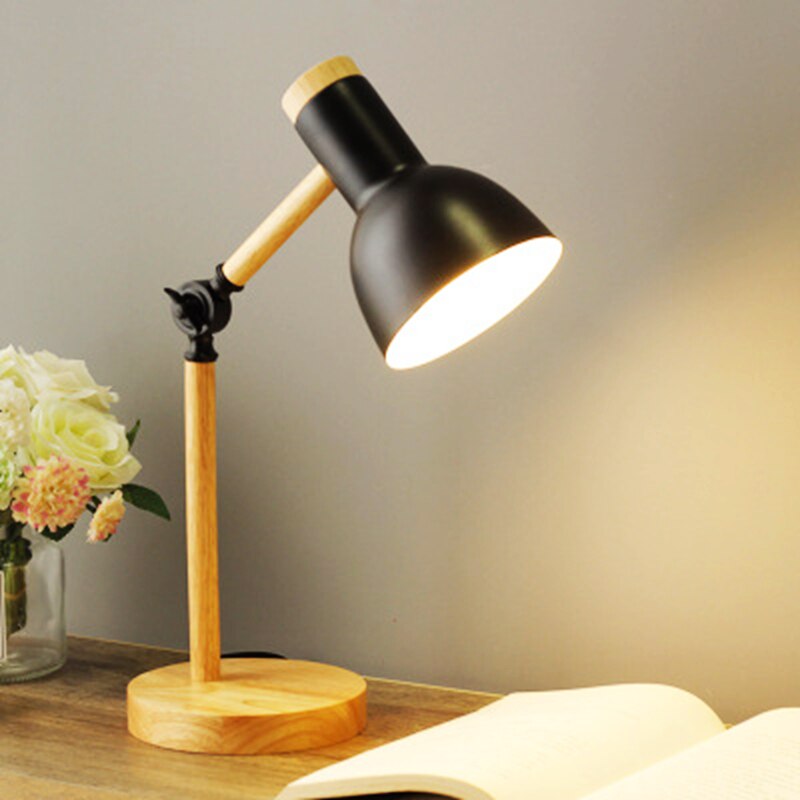 Hygge - Nordische LED-Schreibtischlampe aus Holz