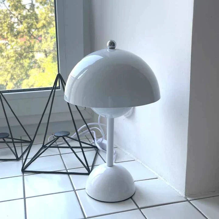 Bunte Kuppel-Schreibtischlampe - Modern Nordic Style