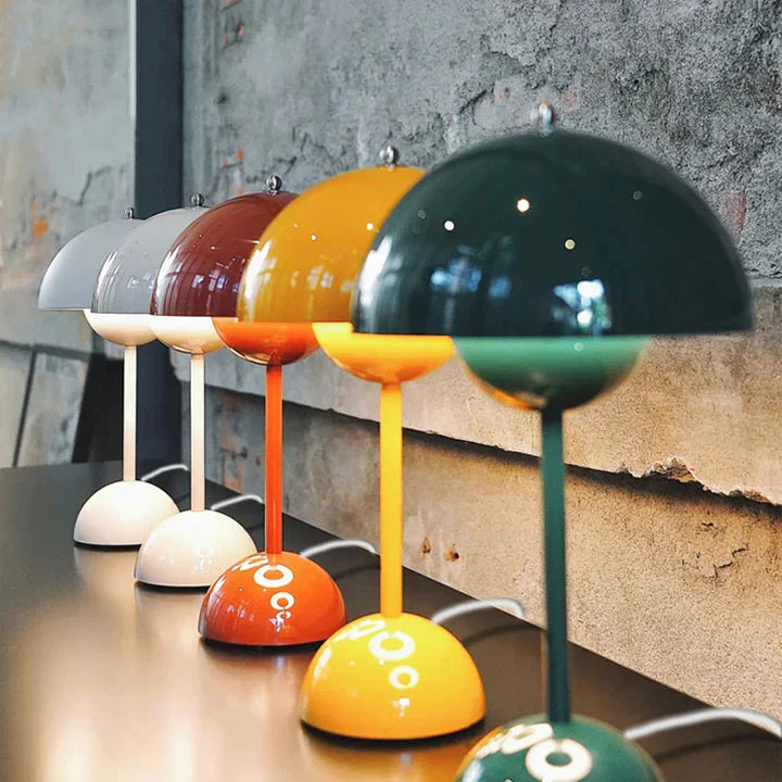 Bunte Kuppel-Schreibtischlampe - Modern Nordic Style