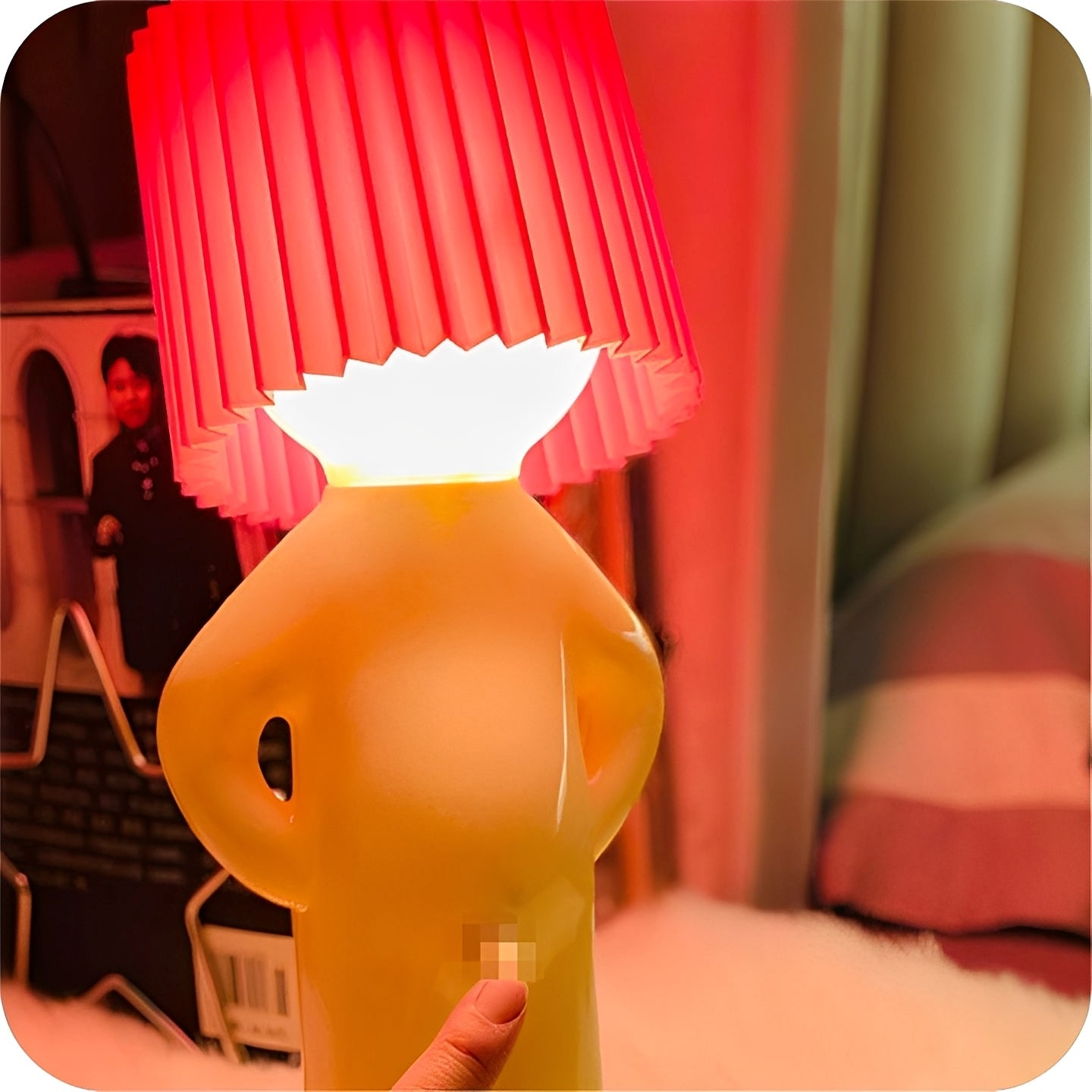 Neil – Nachtlicht mit Jungen-Figur & warmem Retro-Licht