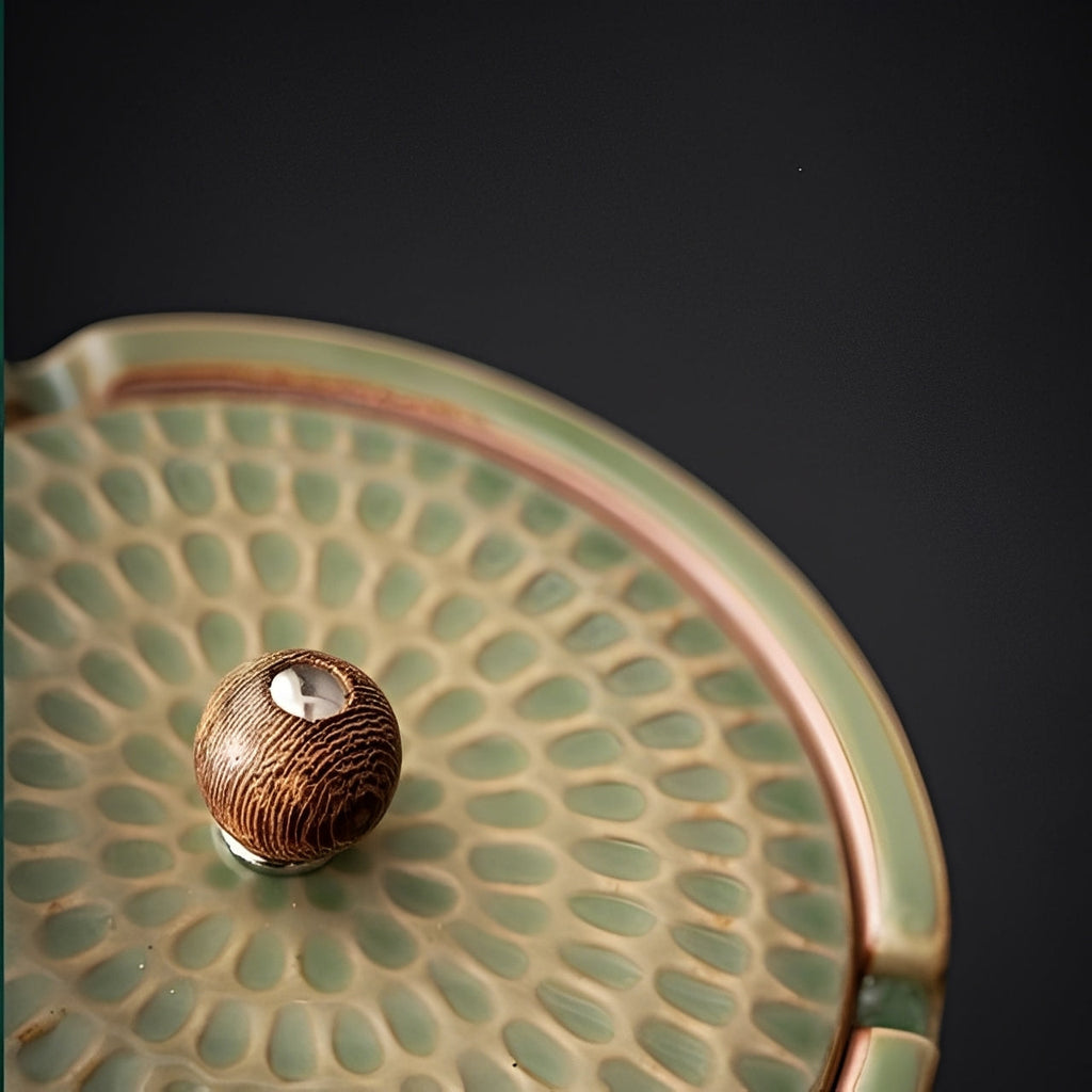Ming – Keramikaschenbecher mit Deckel im traditionellen China-Stil