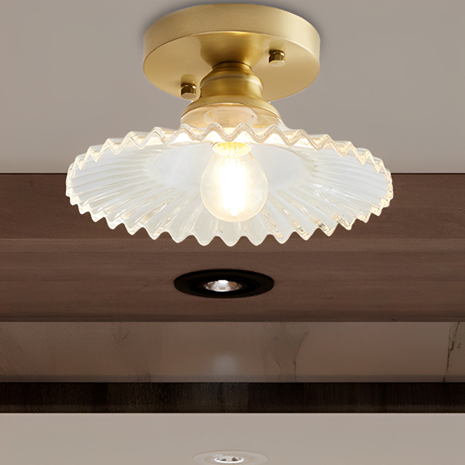 Ribella – Deckenlampe mit geriffeltem Glas im Retro-Stil