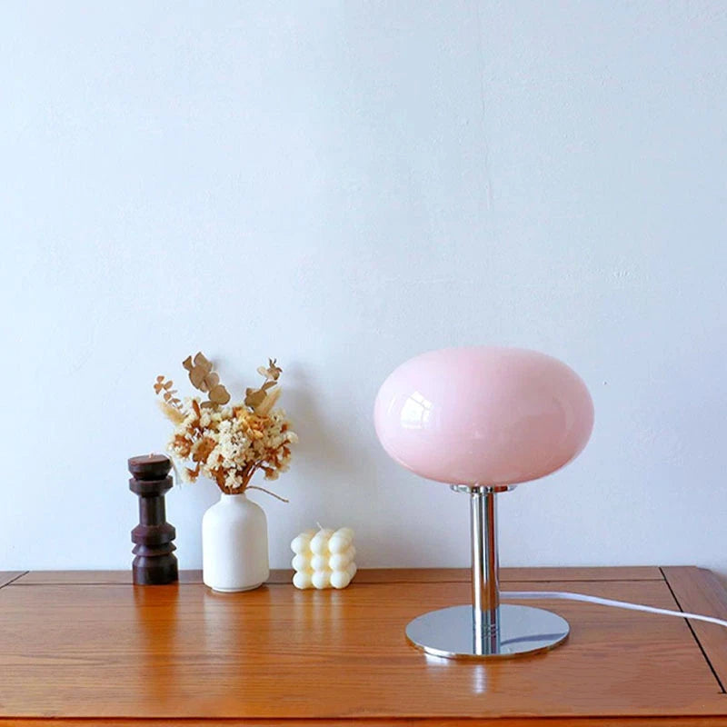 PopLight – Bunte Bauhaus-Tischlampe mit Retro-Charme