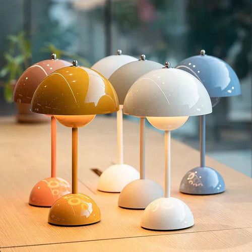 Bunte Kuppel-Schreibtischlampe - Modern Nordic Style