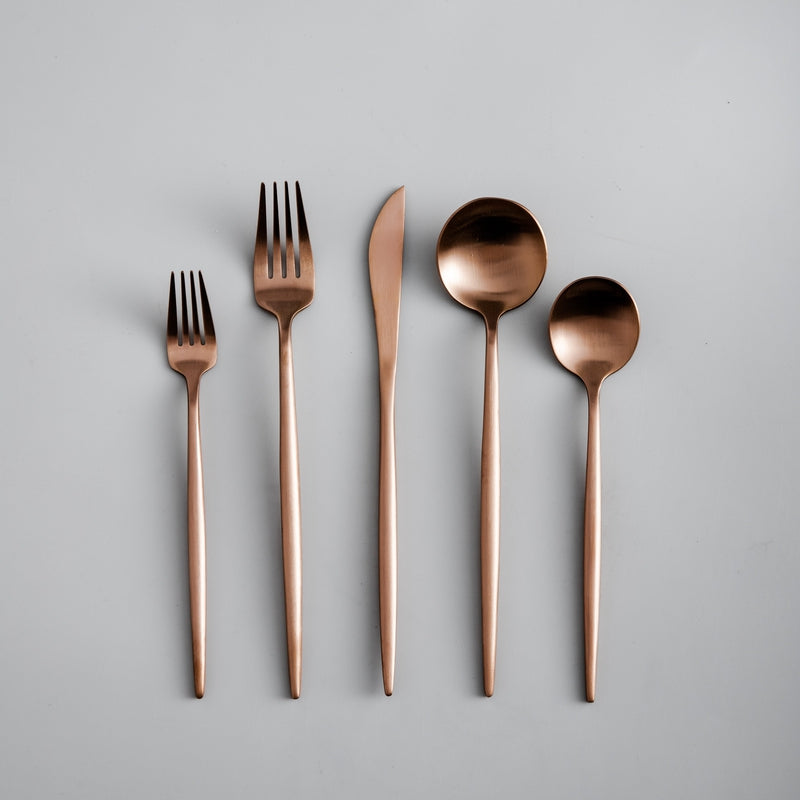 Nordic Elegance - Minimalistisches Besteck Set
