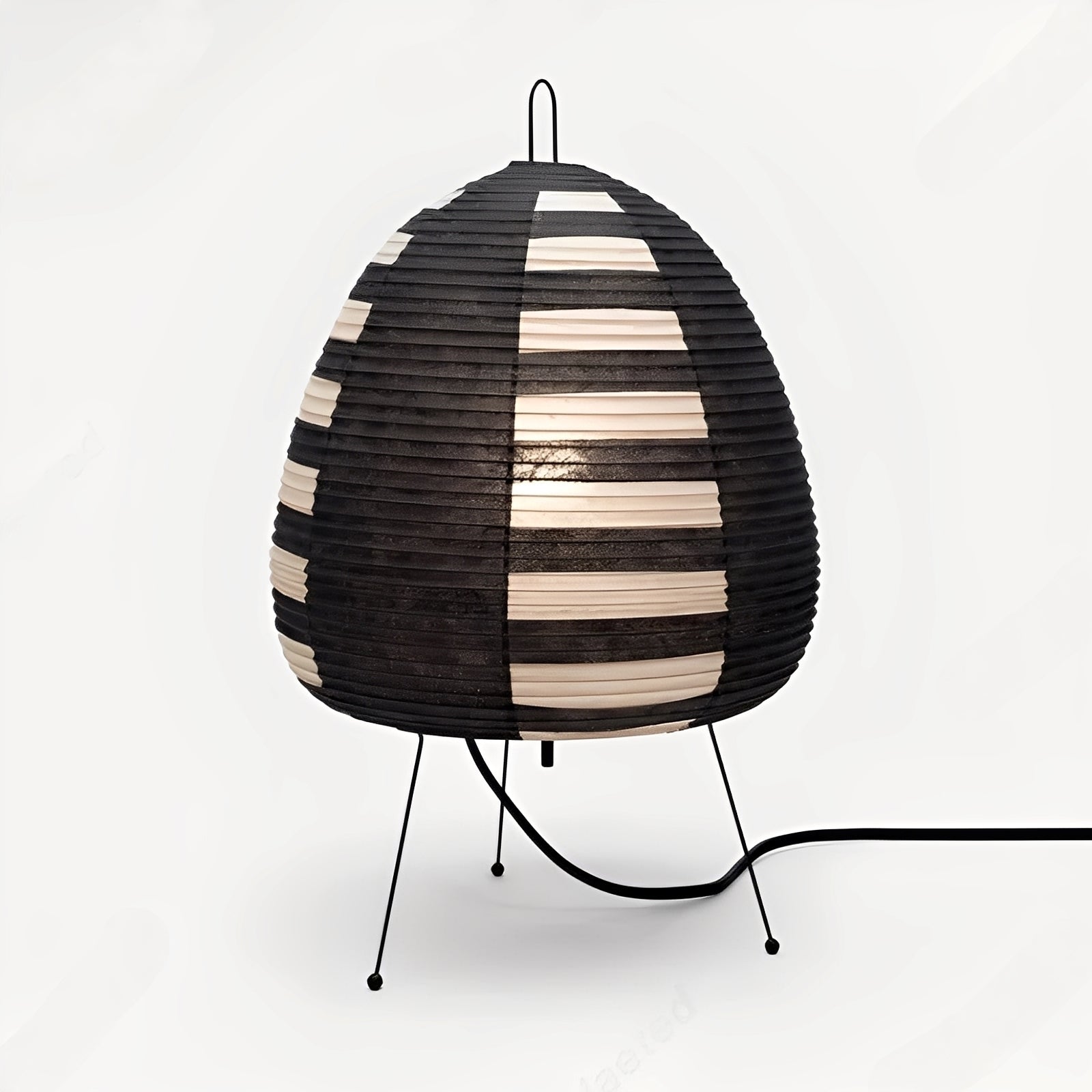 Xuan – Tischlampe aus Papier & Stehleuchte