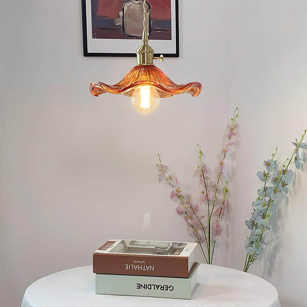 HibiBloom – Stilvolle Lampe mit Hibiskusblüten für exotisches Flair