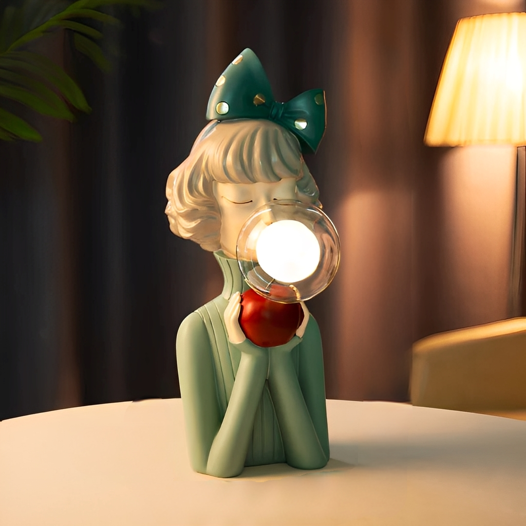 Mavie – Nordische Bubble Girl Tischleuchte