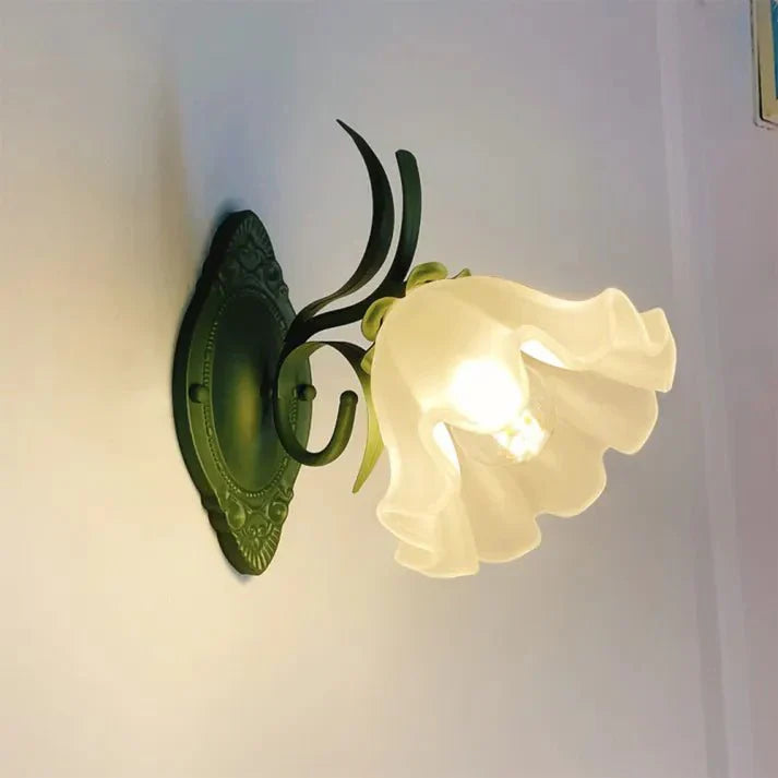 Kaede – Klassische Retro-Blumenleuchte