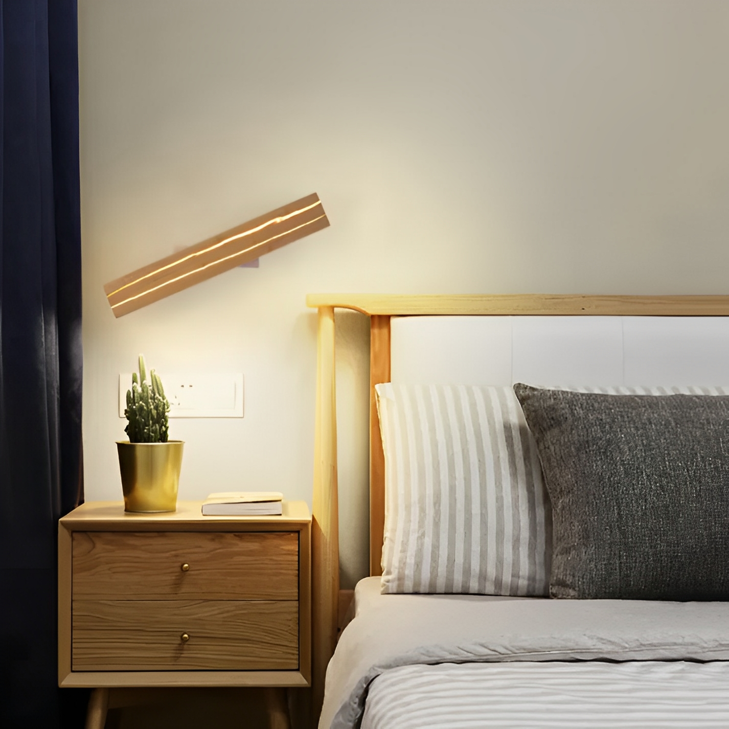 Ewan – Zeitgemäße Wandlampe mit Holzriss-Look