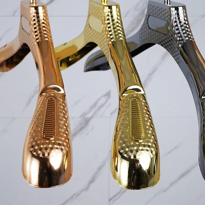 StilHalter - Rutschfeste Designerbügel für Anzüge und Mäntel