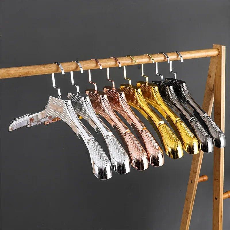StilHalter - Rutschfeste Designerbügel für Anzüge und Mäntel