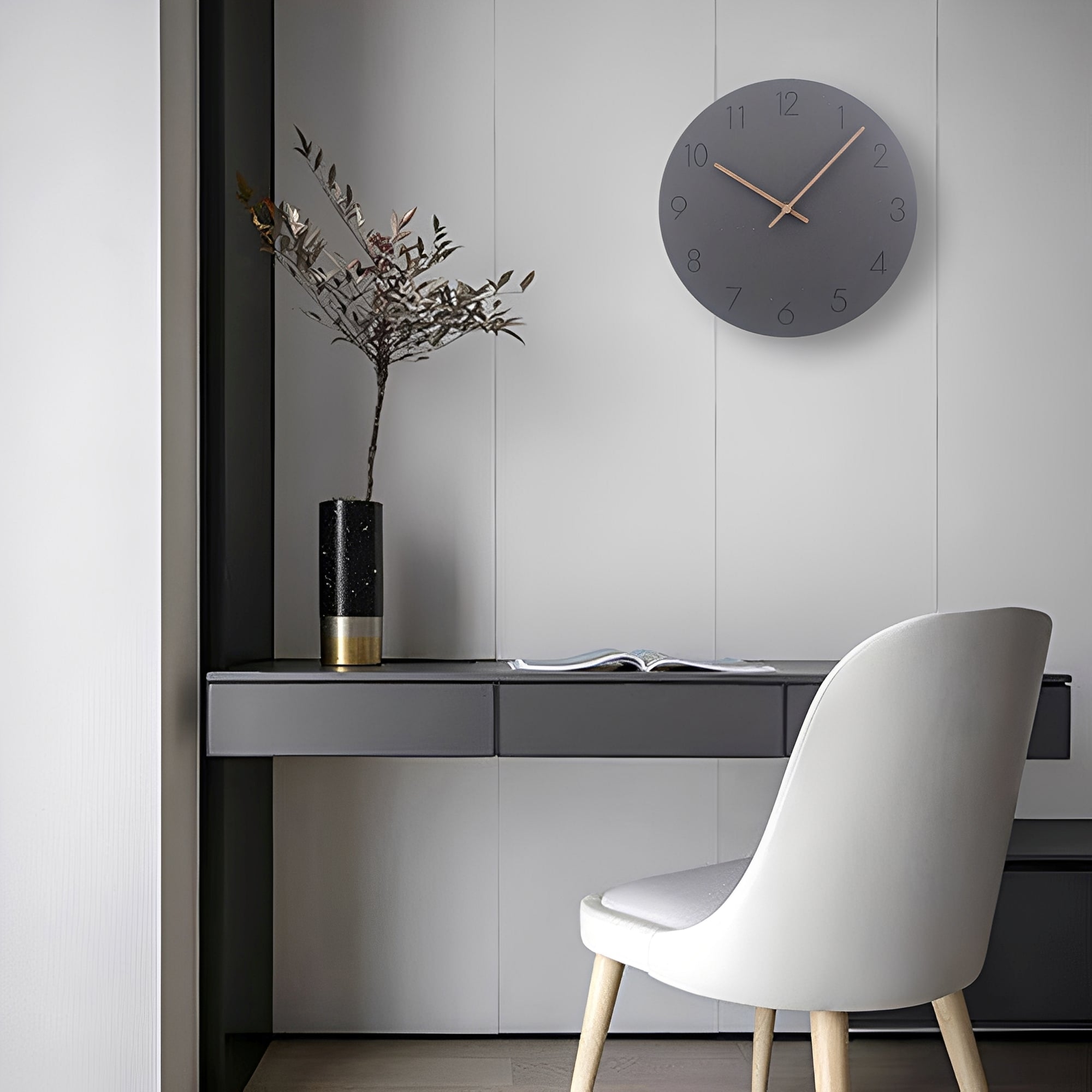 Skandor – Einfache Wanduhr im nordischen Design