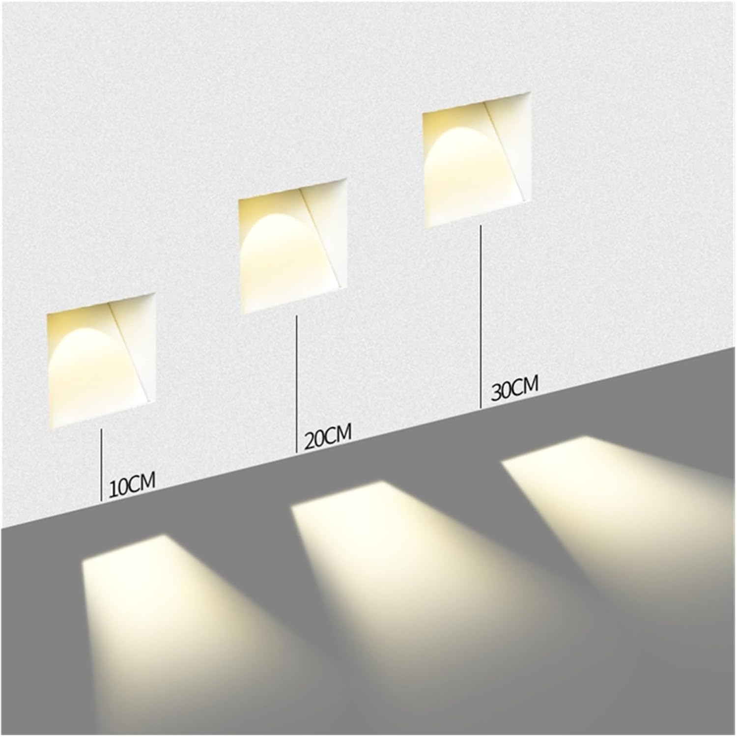 Gregor – Schlichte Treppen Kick Lampe