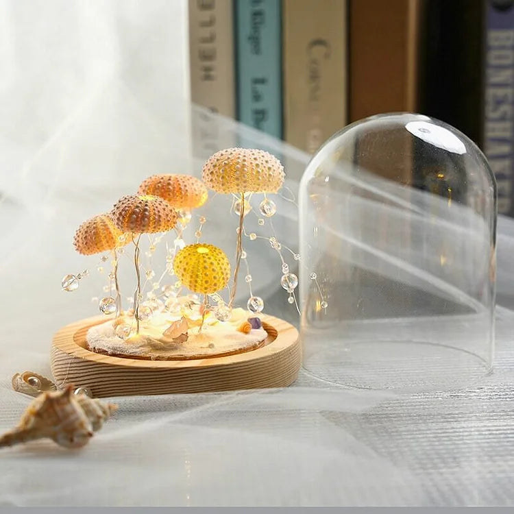 Nerida – Handgemachte Seeigel-Qualle Nachtlampe