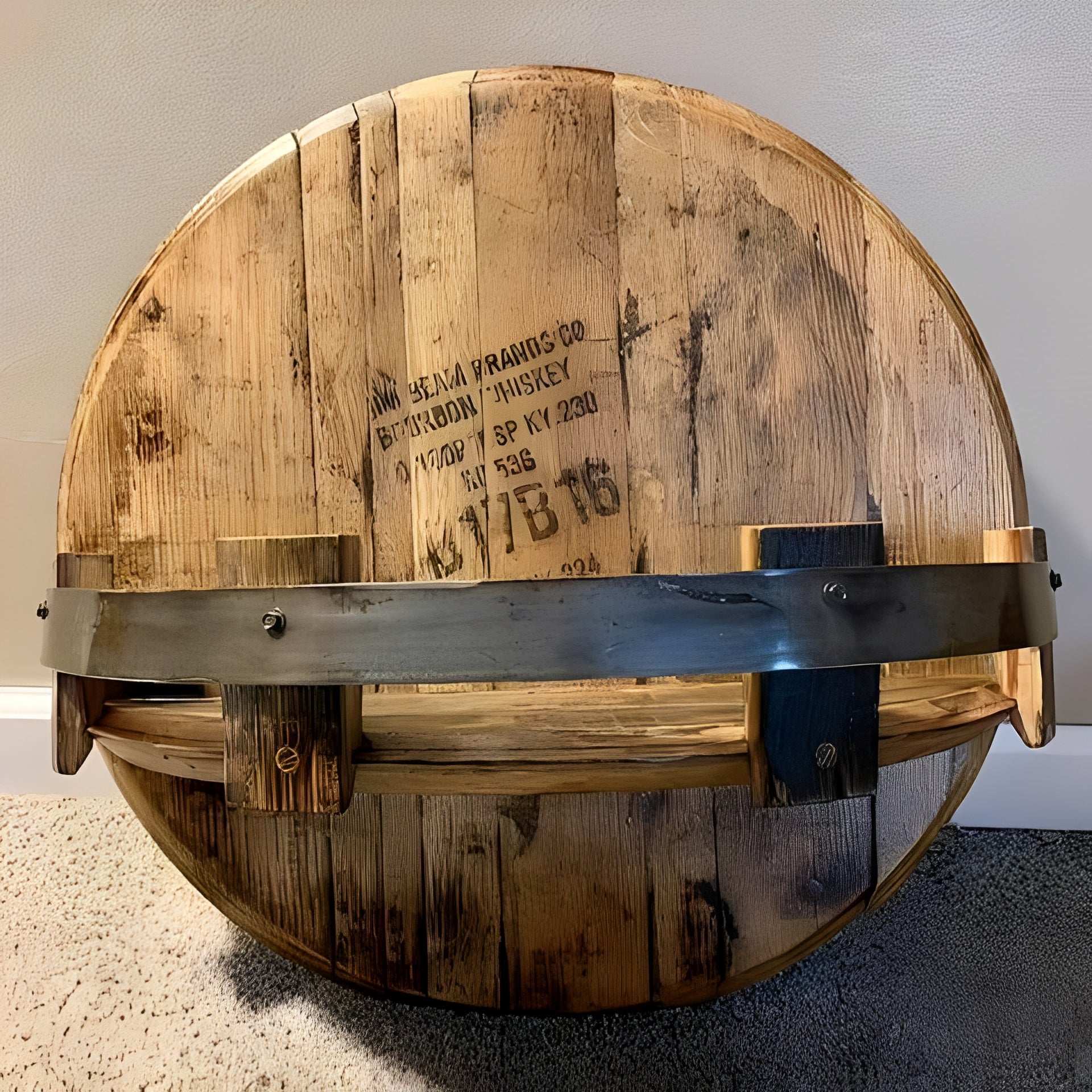 Elias – Holztisch für Wein & Whiskey
