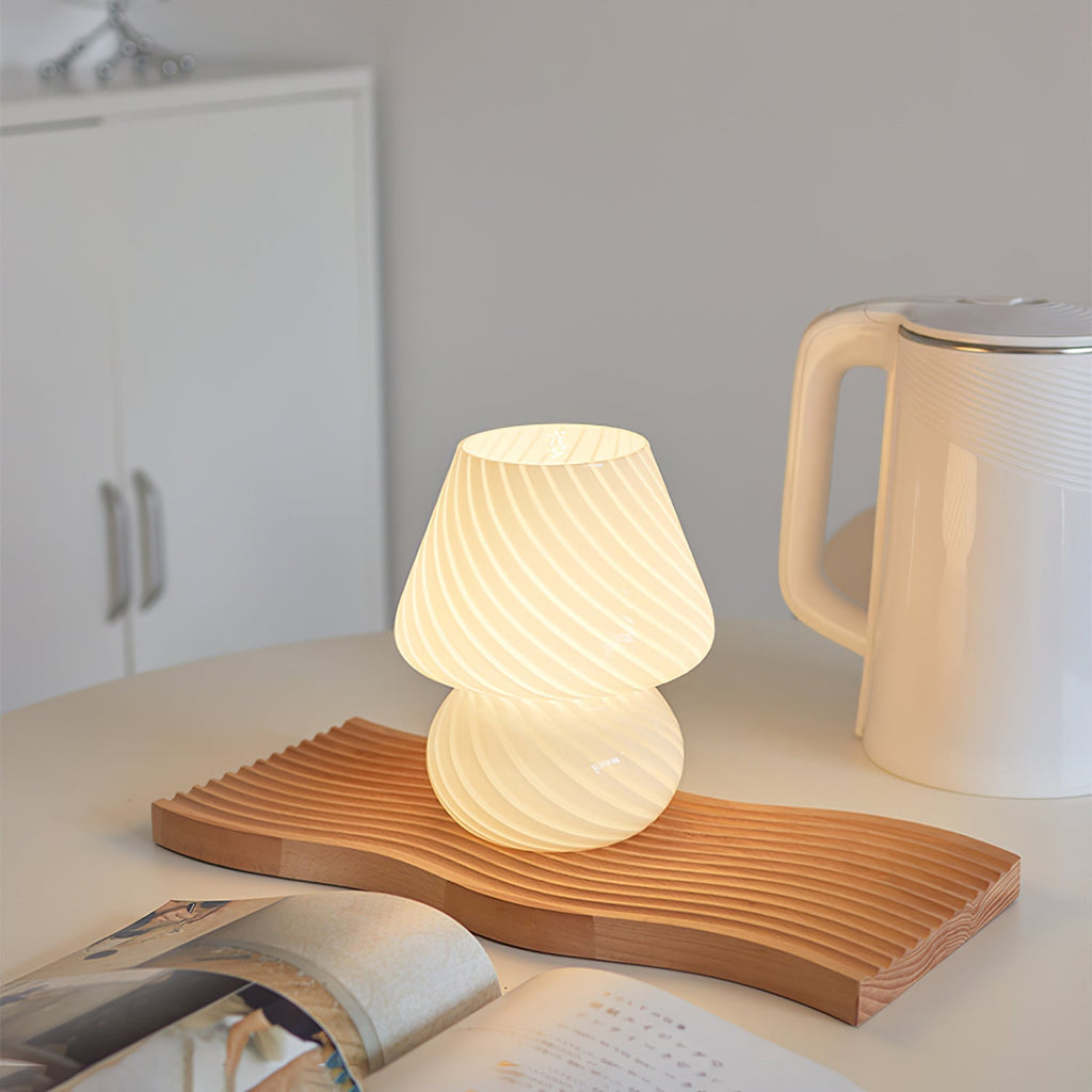 Ansel – Glas-Tischlampe