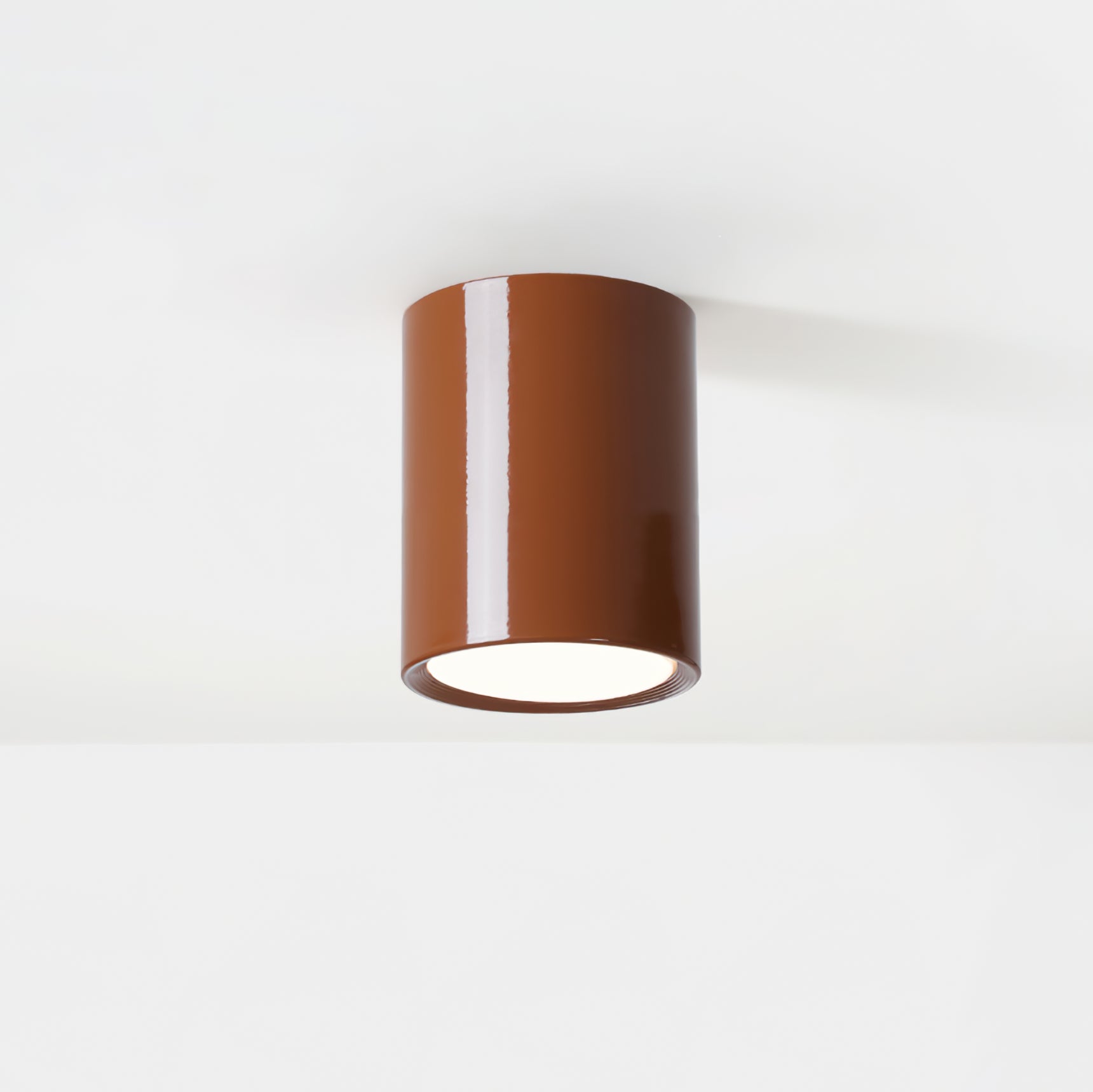 Livia – Zeitgemäße Deckenleuchte mit Downlight