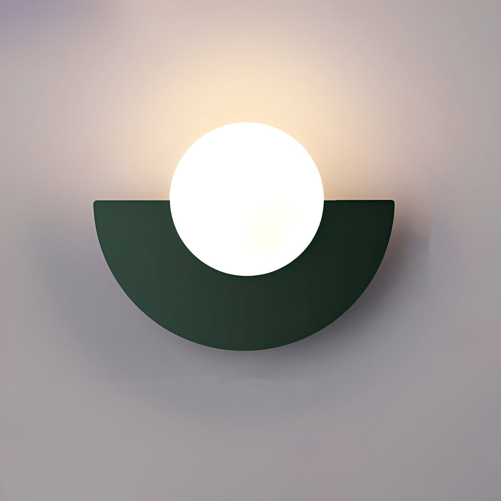 Lia – Farbige Wandlampe für Akzentwände