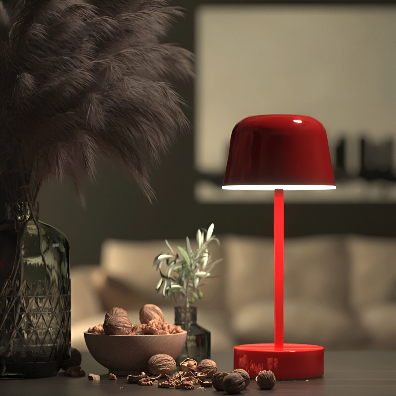 RetroStyle - Farbenfrohe kabellose LED-Tischlampe mit USB-Aufladung