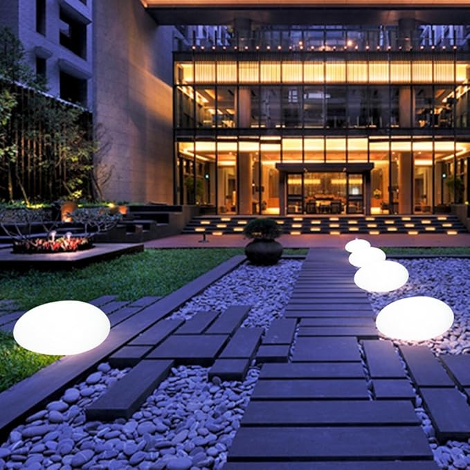 Nele – LED Gartenlampe im Stein-Look