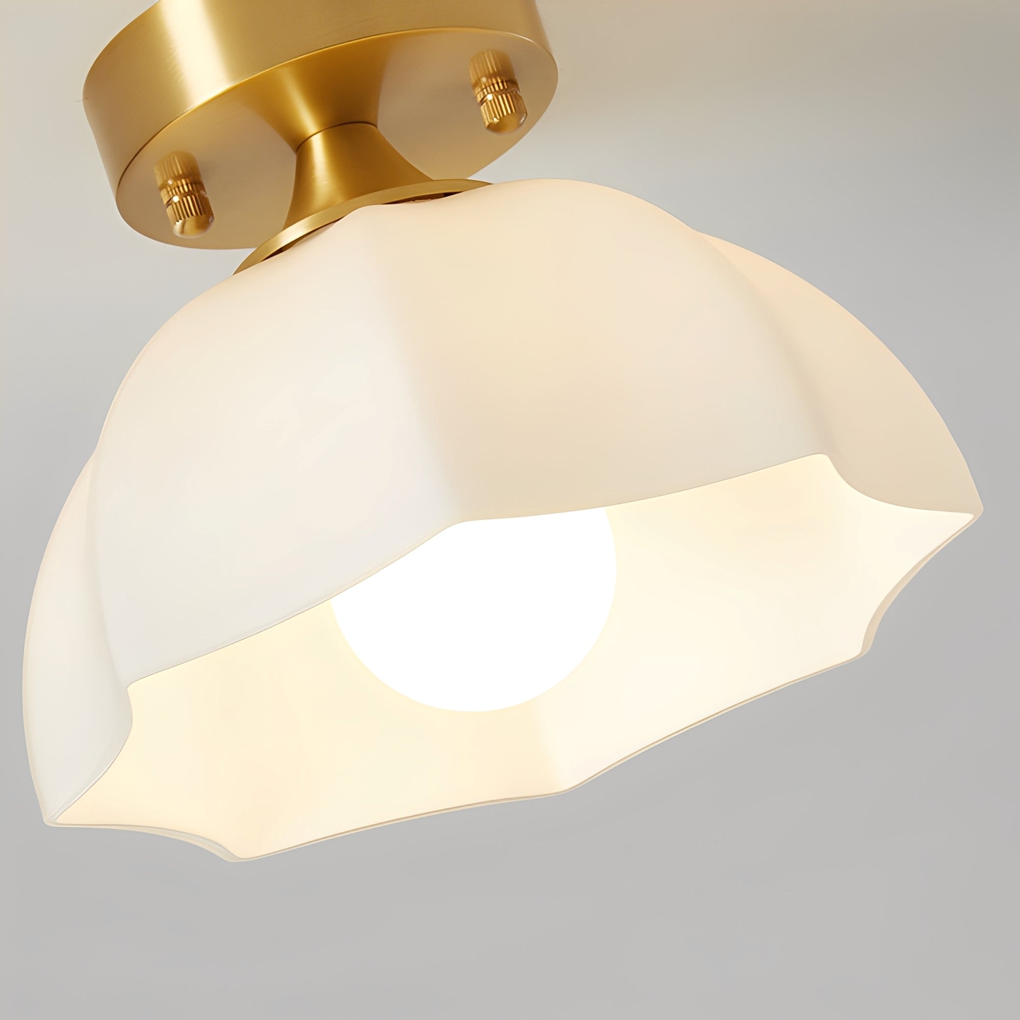 Nomi – Nordische Mini-Deckenlampe