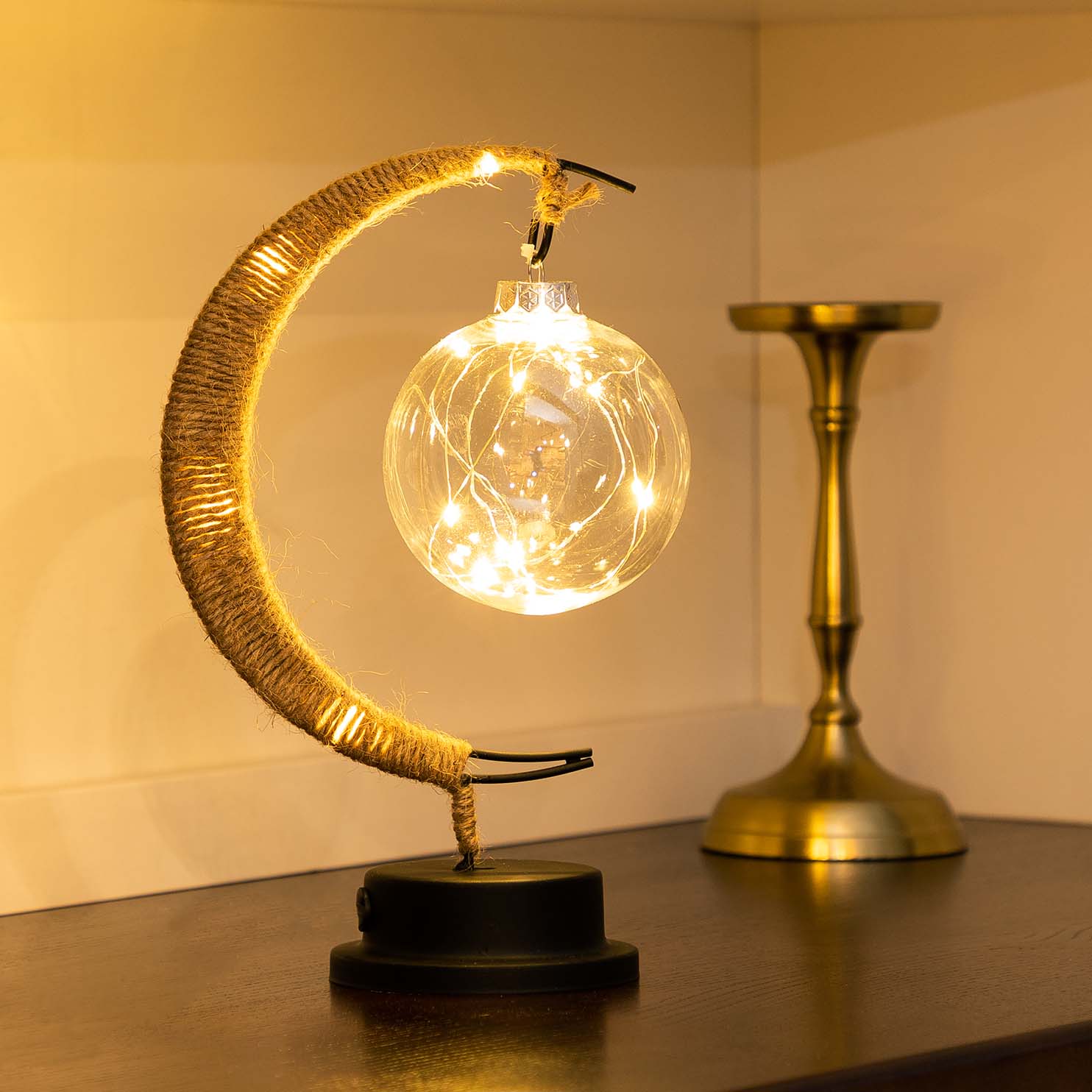 MondMagie – Verzauberte LED-Mondlampe mit sanftem Schimmer
