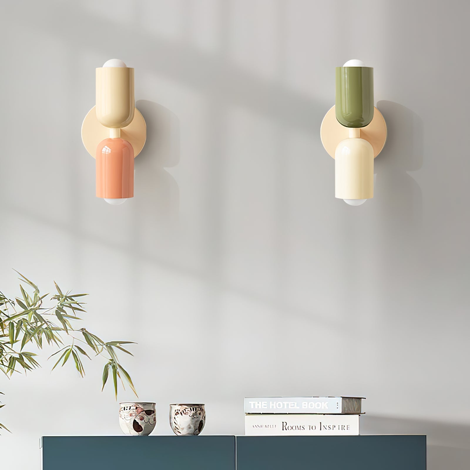 Keiko – Cremefarbene Doppelkopf-Wandlampe