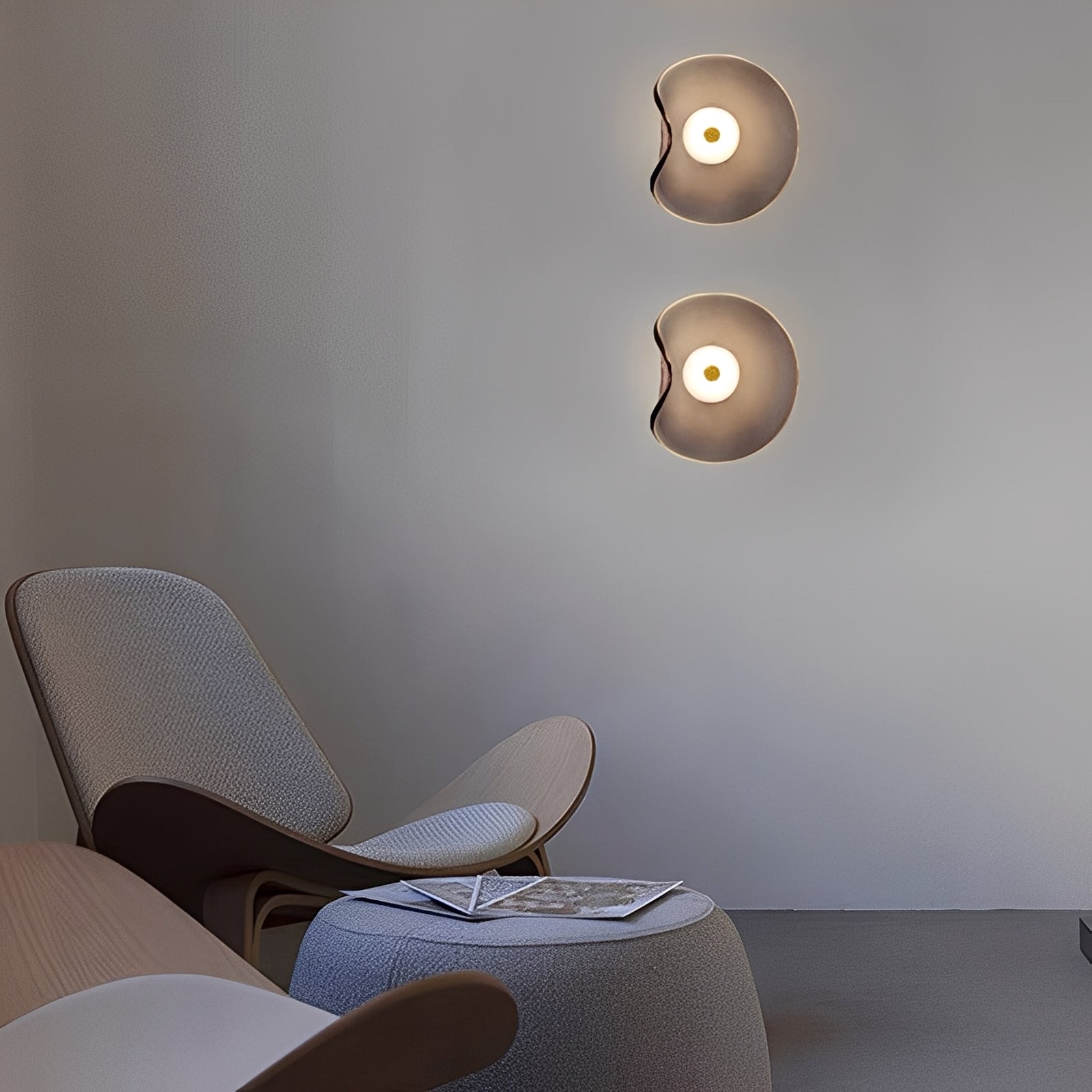 Brise – Glas Wandlampe im modernen Stil