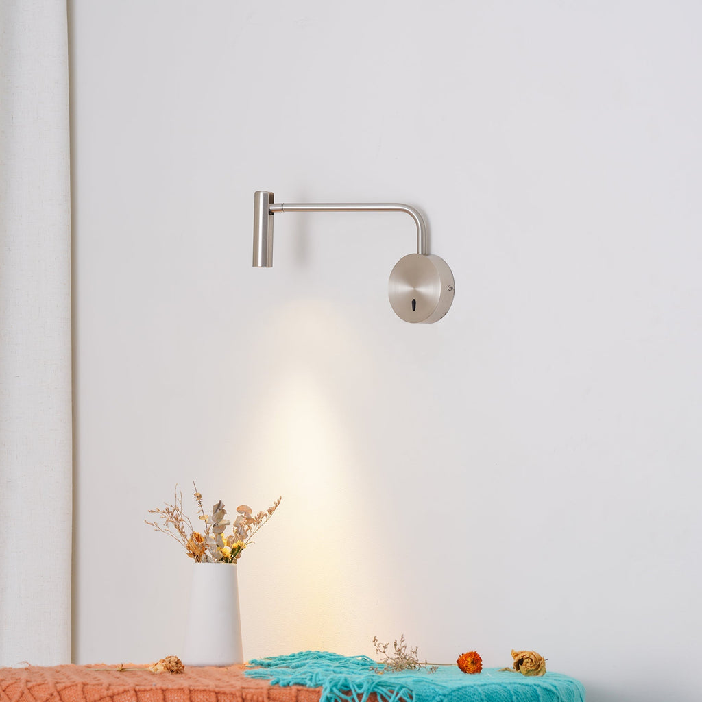 Niva – Runde LED-Wandleuchte mit Spotfunktion
