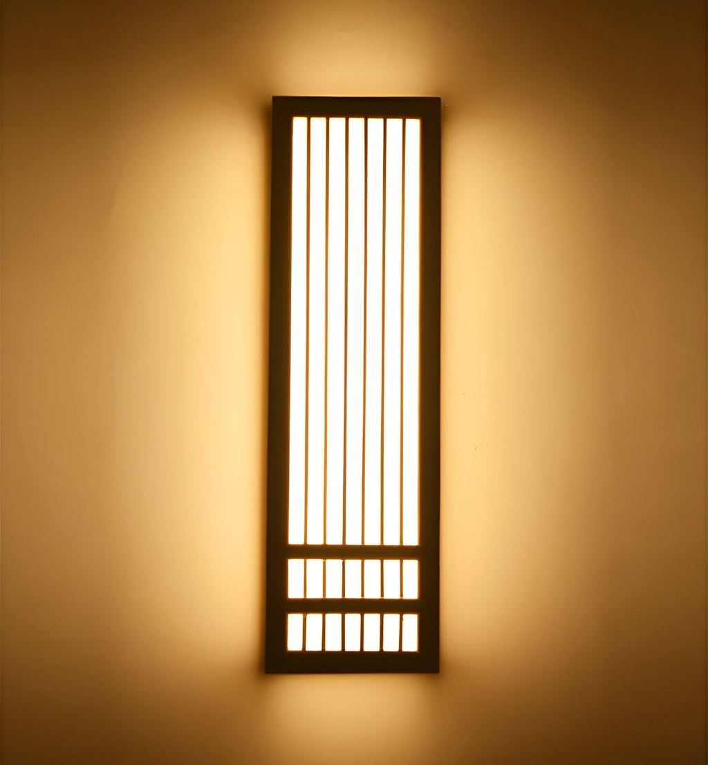JapandiGlow – Wandlampe aus Holz & Acryl im modernen Japandi-Stil