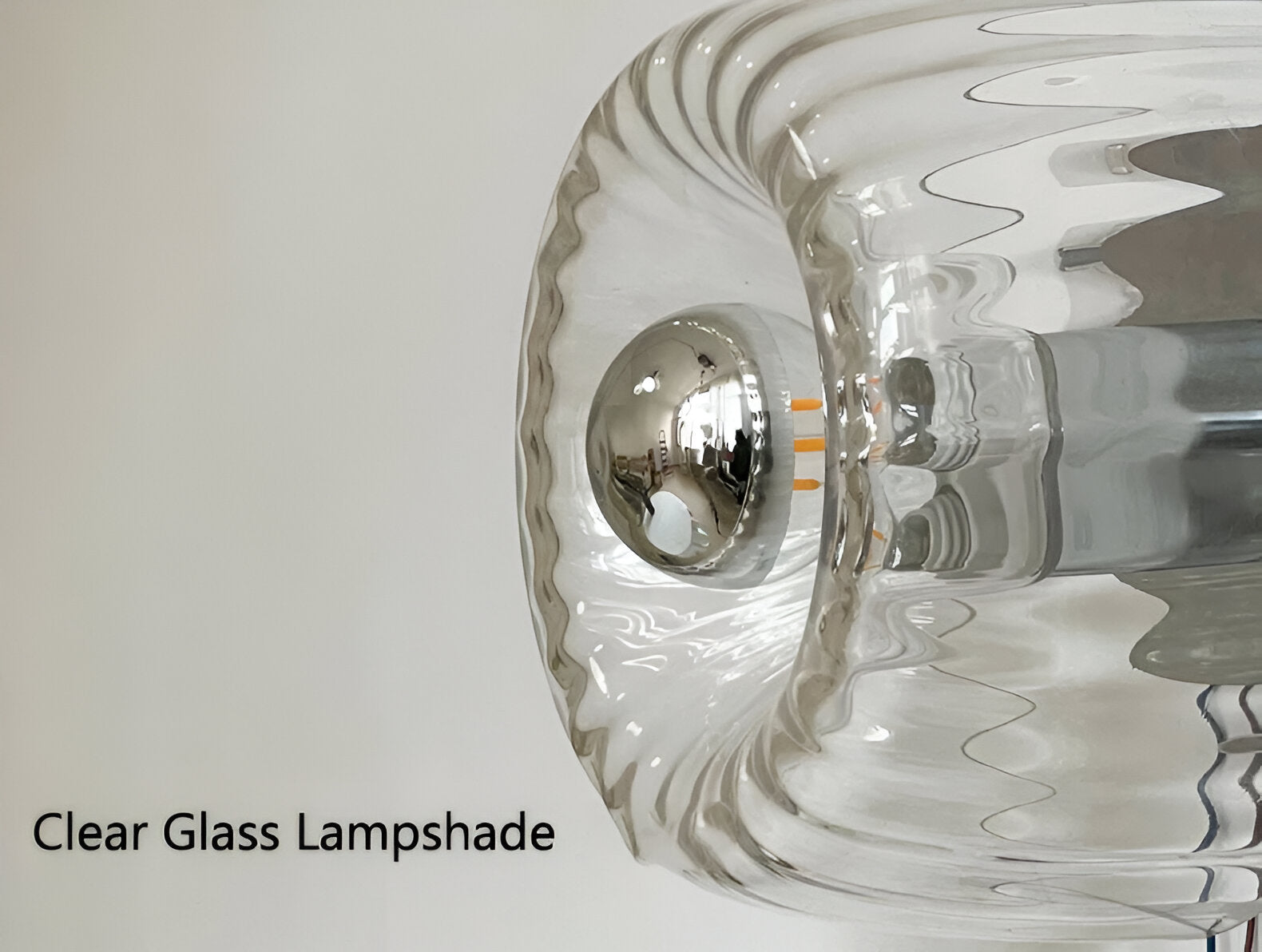 BauRib Glasleuchte – Gerippte Wandlampe im Bauhaus-Chic