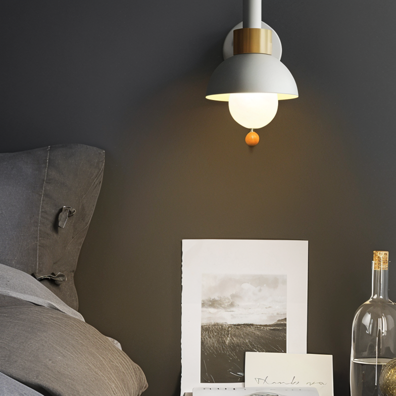 Candy Glow - Macaron-Wandleuchte aus Holz