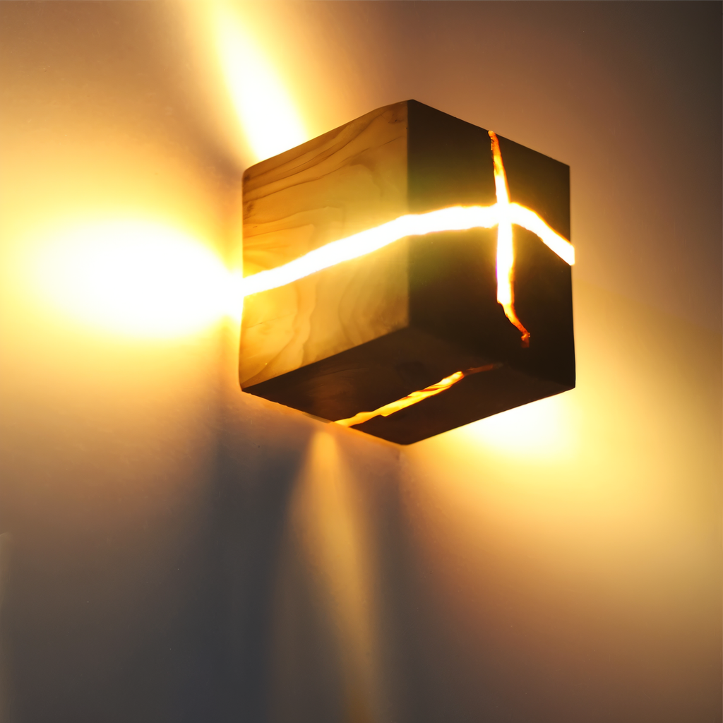CrackleWood Artlight – Handgemachte Wandleuchte mit Holzriss-Struktur