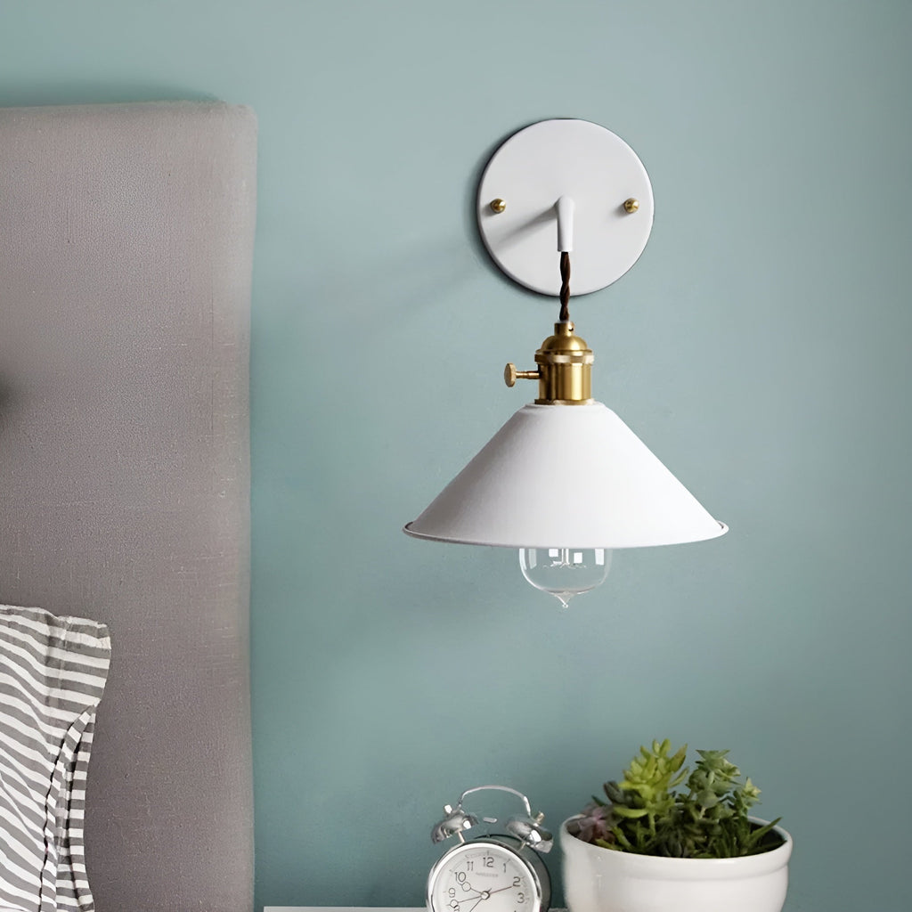 VintageCone Wandlampe – Metalllampe im Retro-Stil