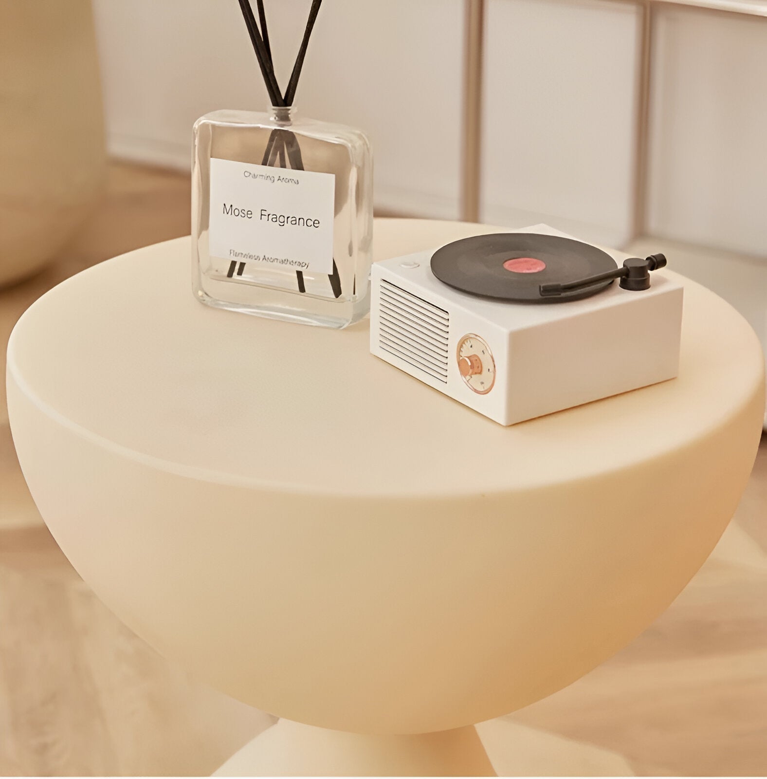 Ylix – Eleganter Runder Couchtisch