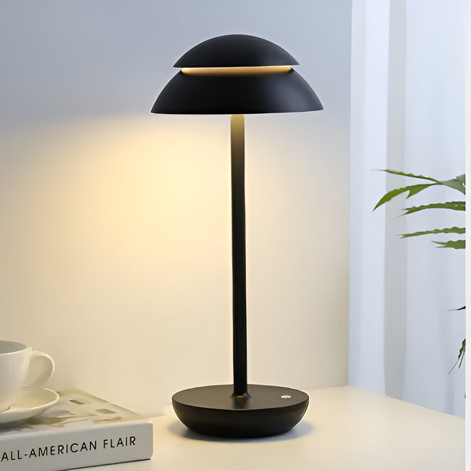 LumiShade – Kabellose LED Tischlampe mit Schirm in schlankem Design