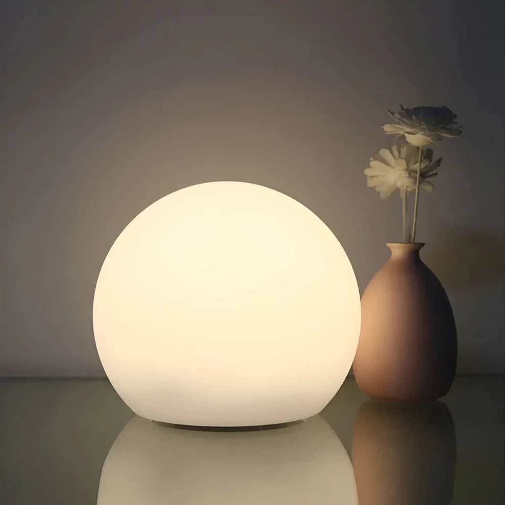 Thessara – LED-Leuchte für den Tisch