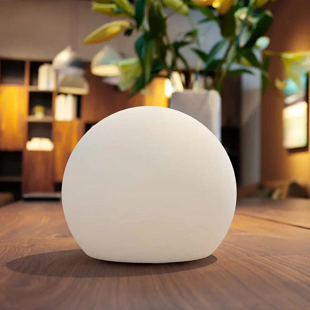 Thessara – LED-Leuchte für den Tisch