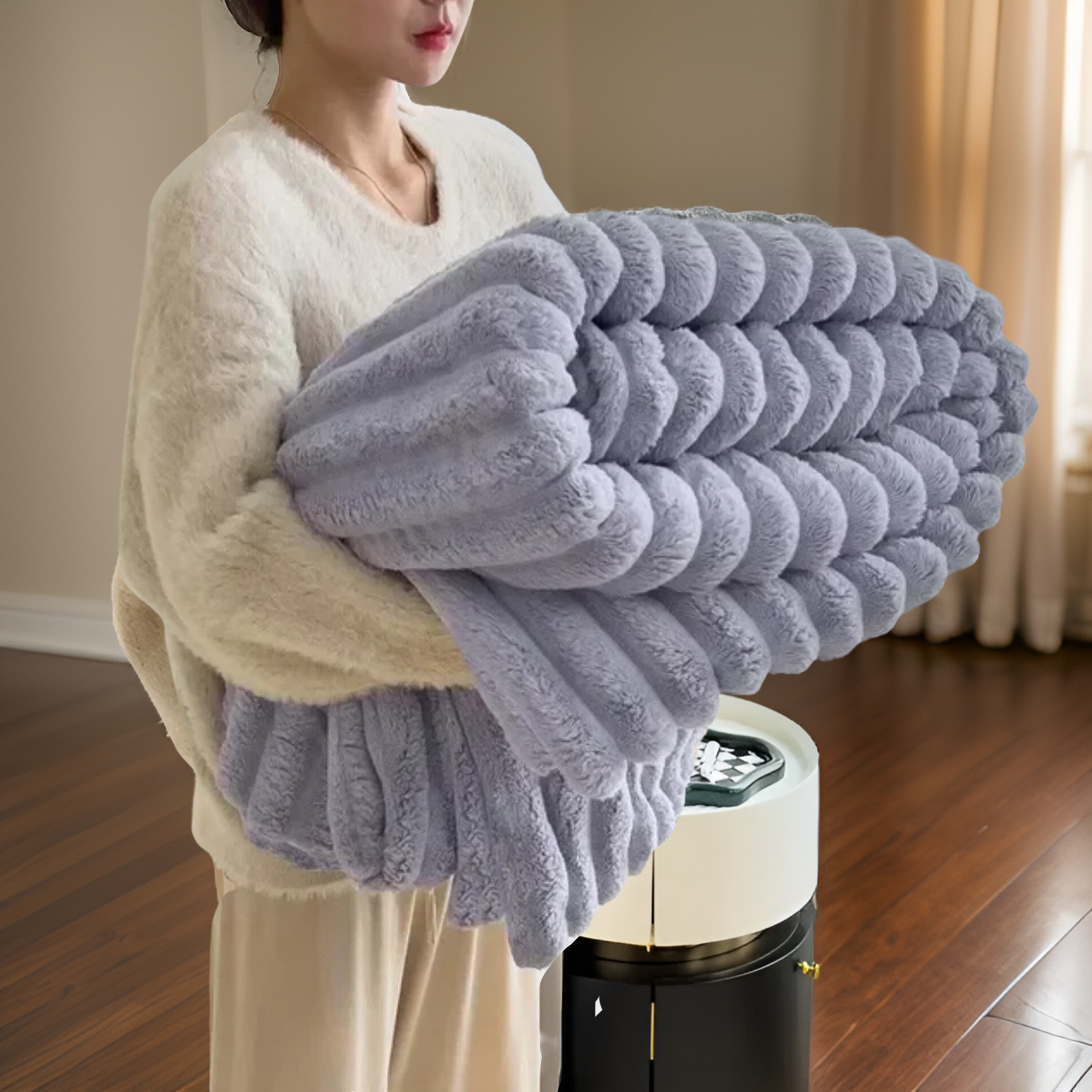 Zyra – Kuschelige Fleecedecke für Sofa & entspannte Momente