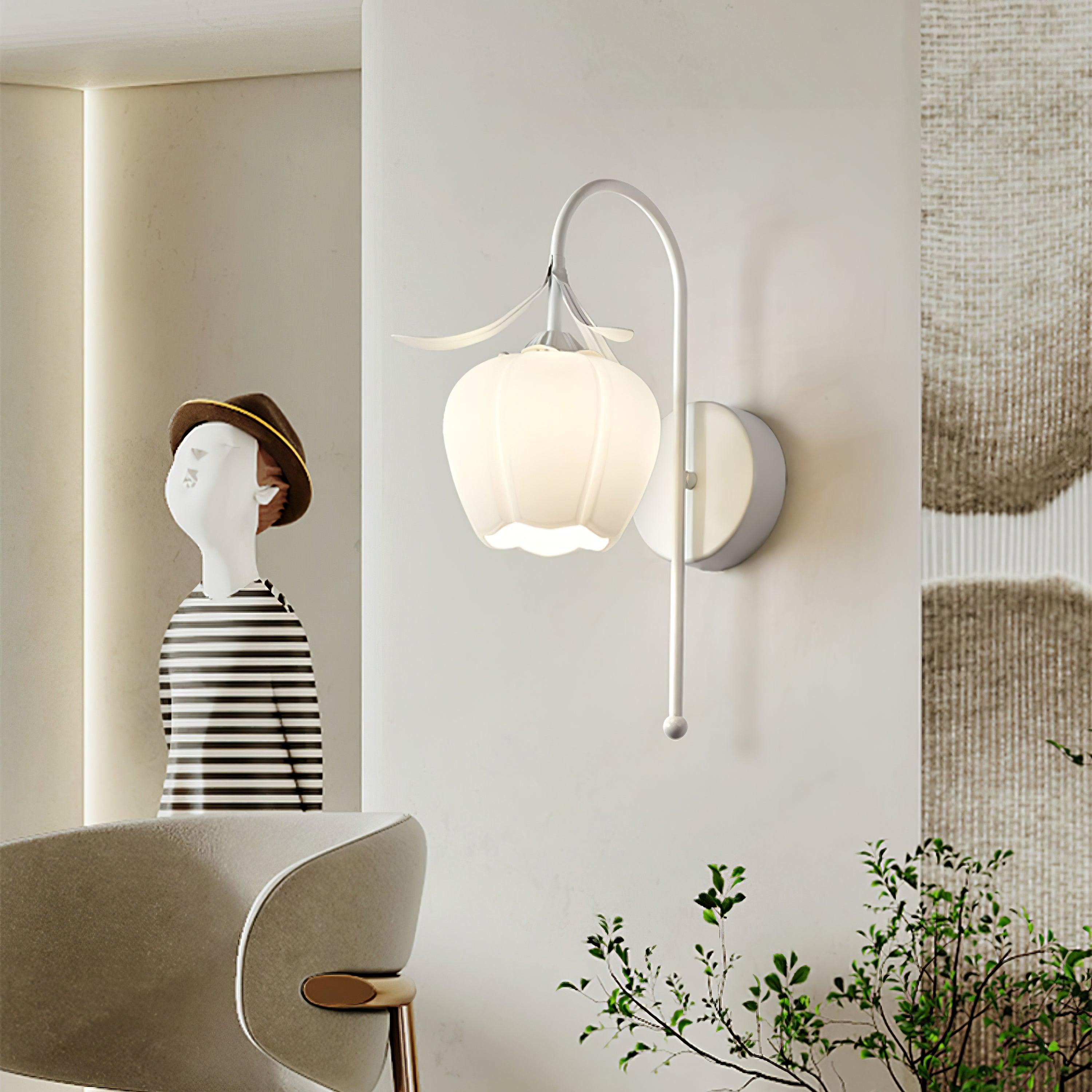 Neri – Wandleuchte im Orchideen-Design