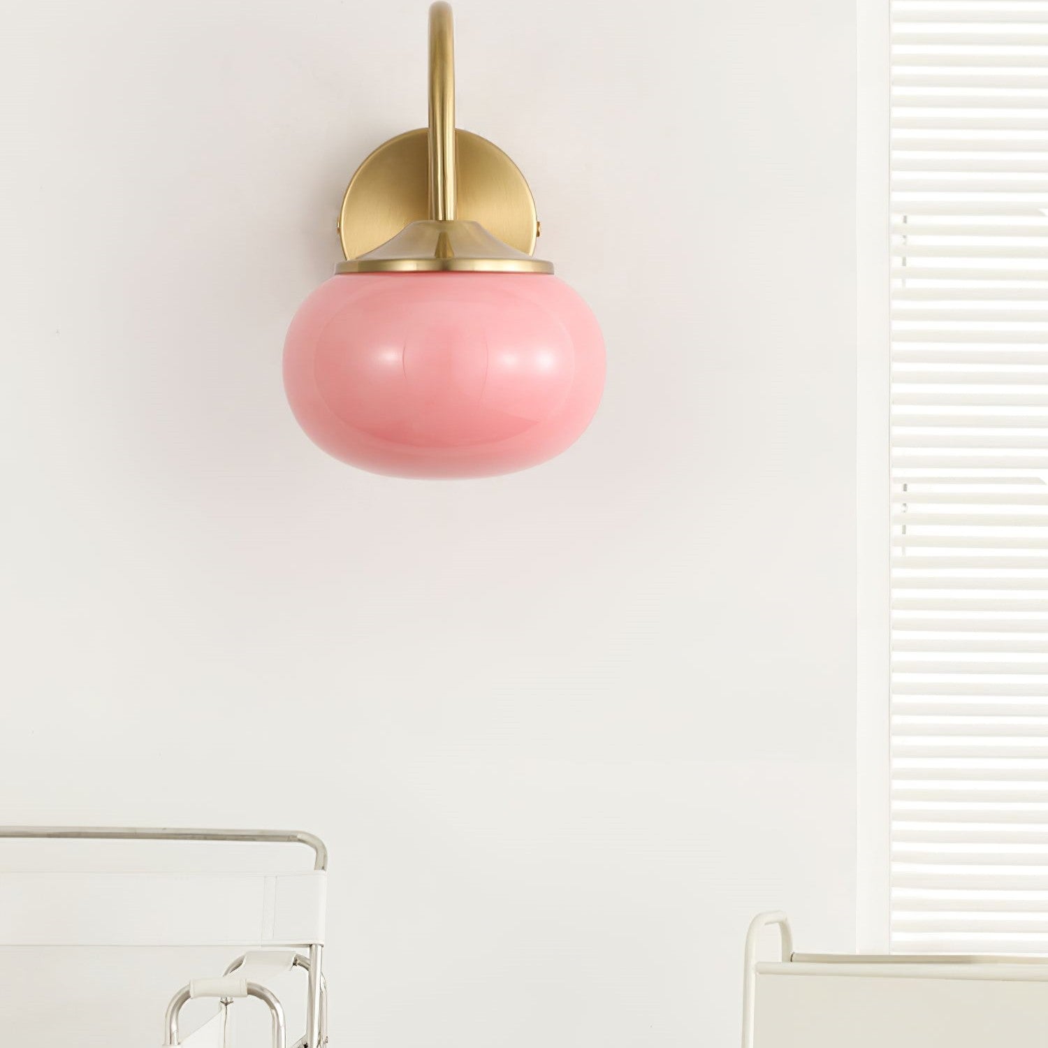 Celia – Eisen- und Glas-Wandleuchte