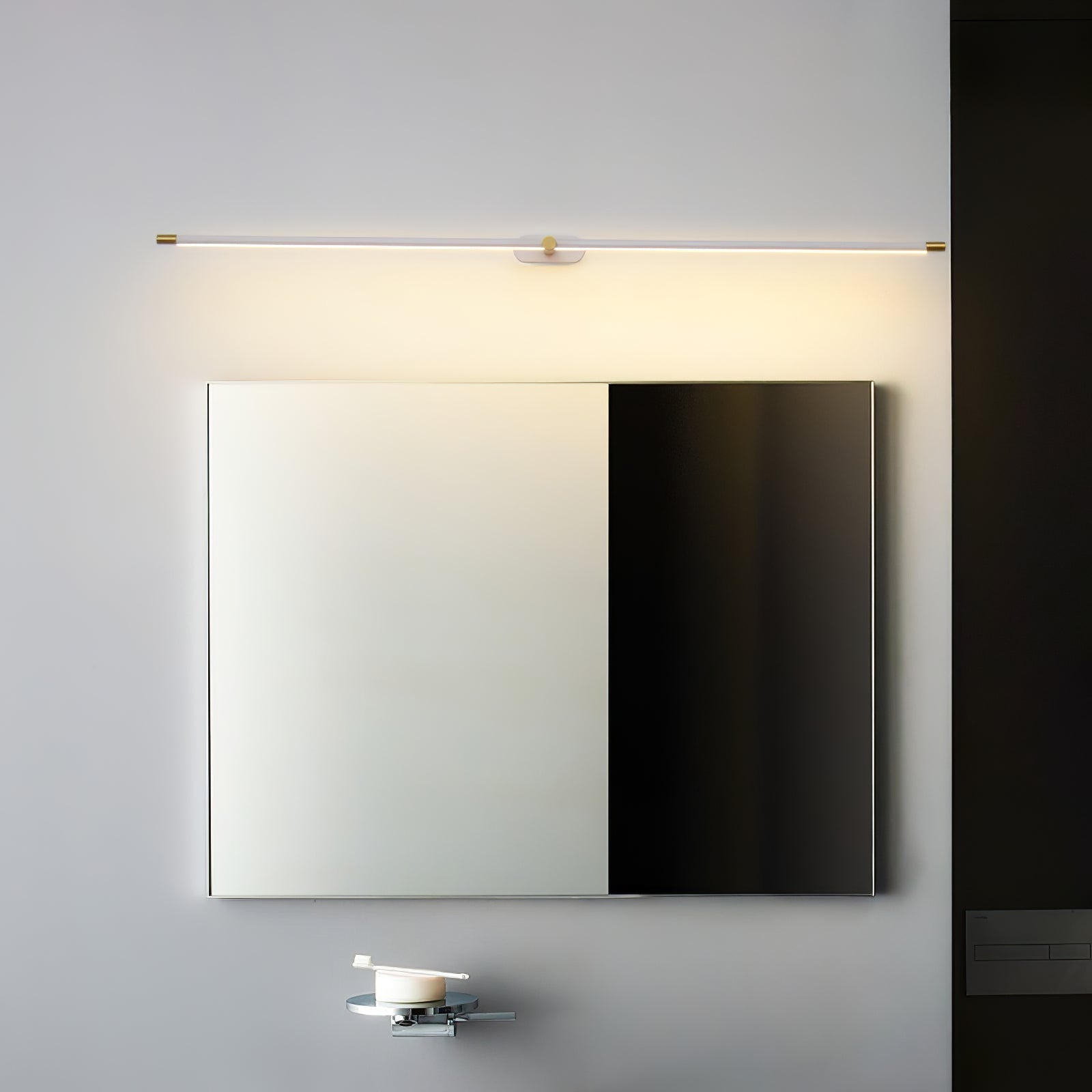 Sayuri – Moderne LED-Spiegellampe