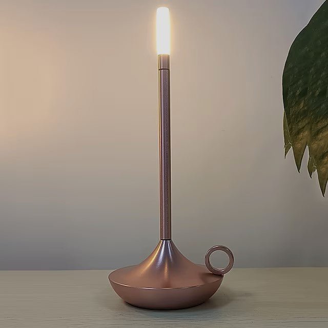 NordLicht – Skandinavischer Kerzenleuchter mit modernem Minimalismus