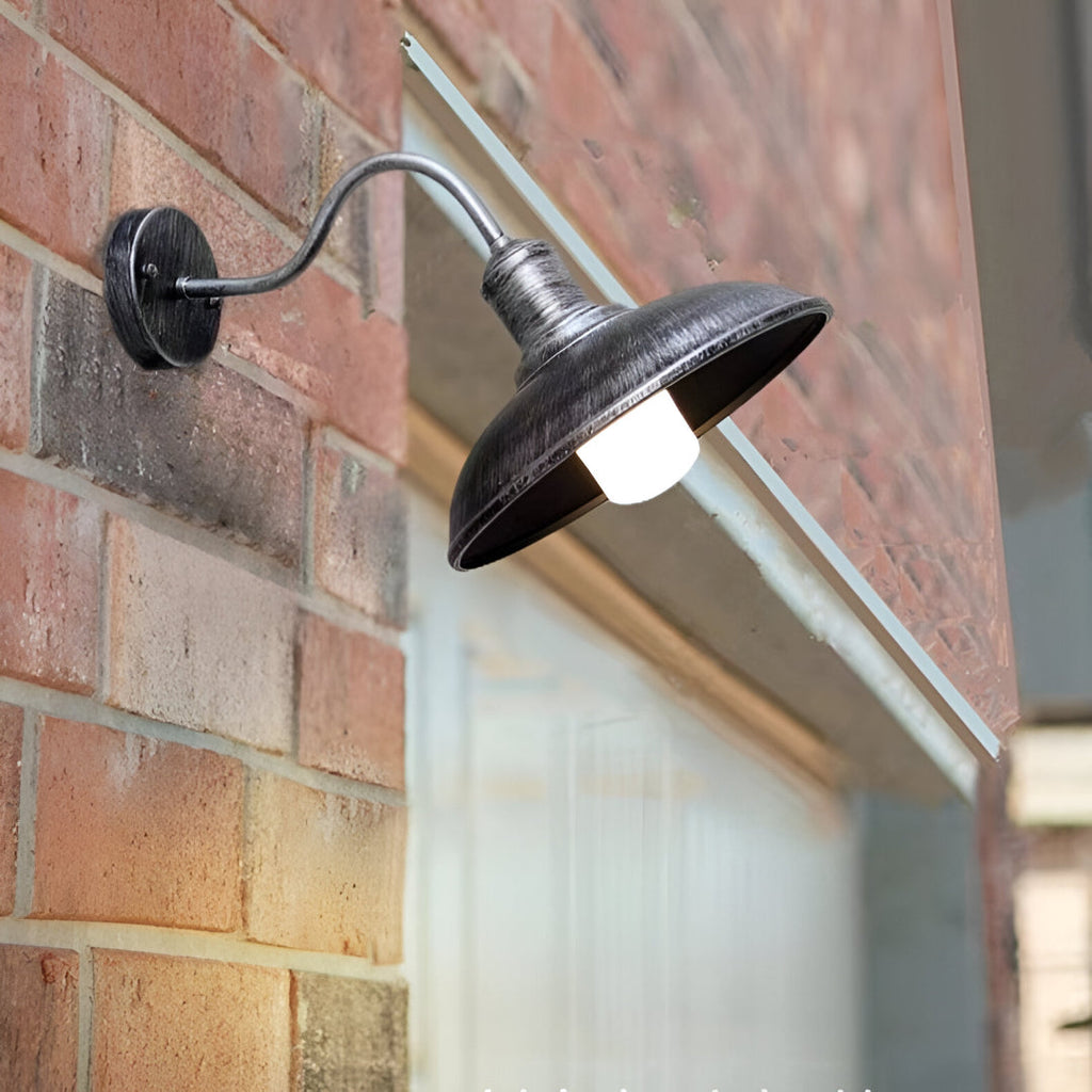 Lean – Retro Eisen Wandlampe