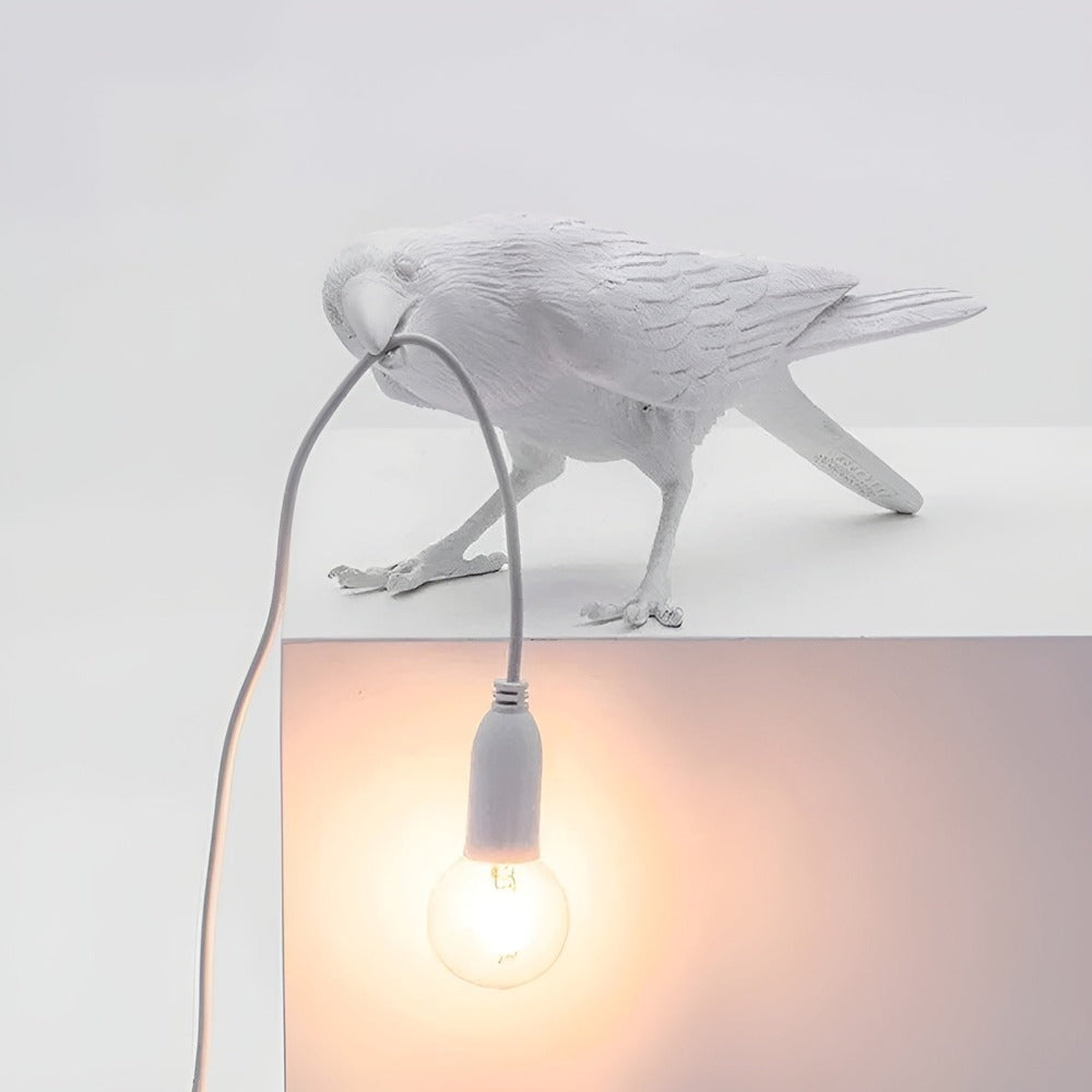 Takara – Skandinavische Vogel Tisch- & Wandleuchte