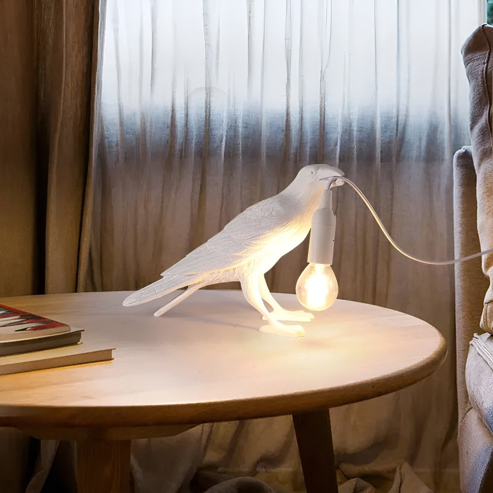 Takara – Skandinavische Vogel Tisch- & Wandleuchte