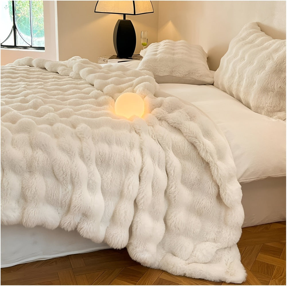 Yumi – Elegante Bubble-Velvet-Decke